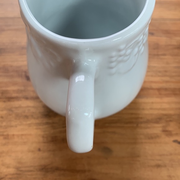 Gibson designs Fruit Creamer and Sugar bowl with lid - Picture 4 of 8